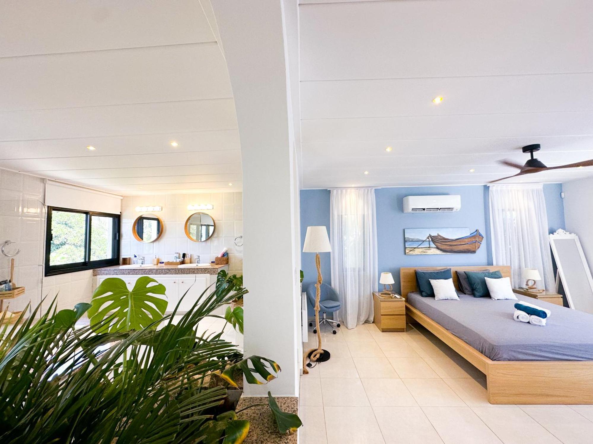 Mykonos Maa